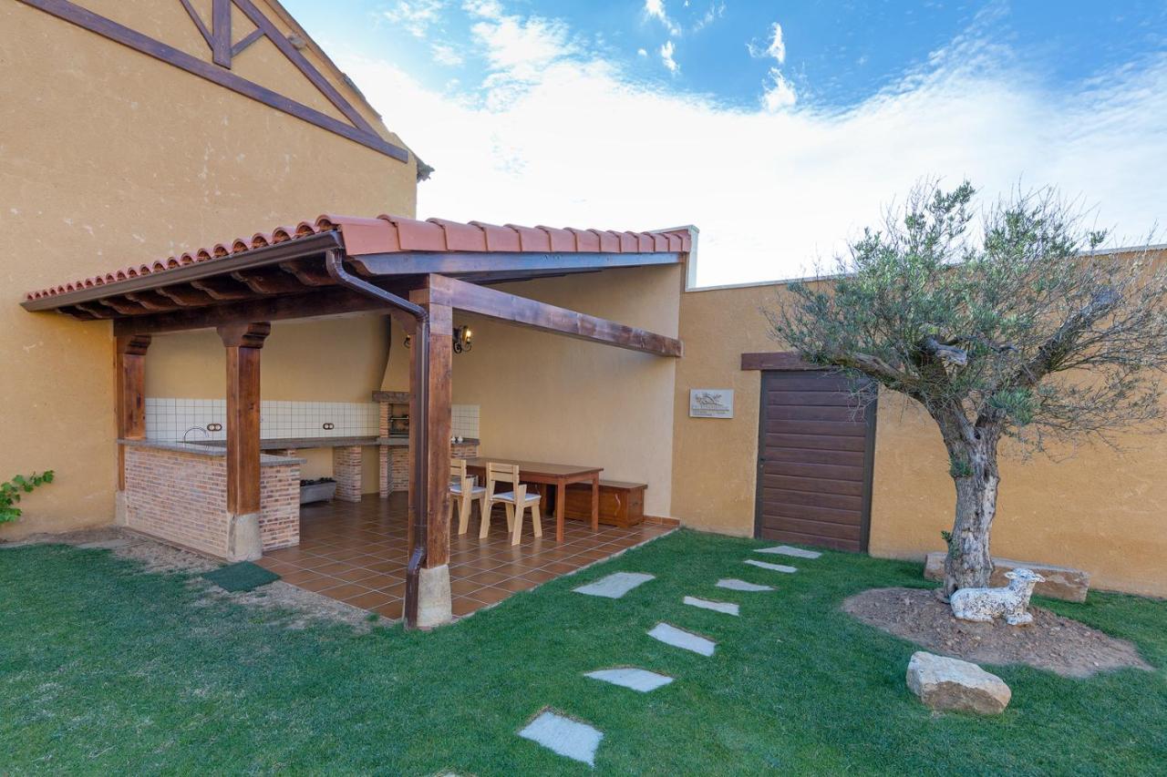 La Rosaleda Leon - Casa Rural - Hospital de Órbigo Exterior foto